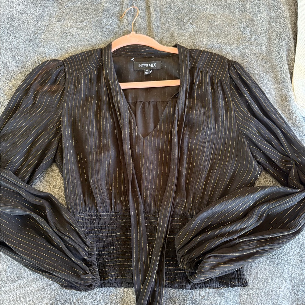 Intermix long sleeve blouse/ top